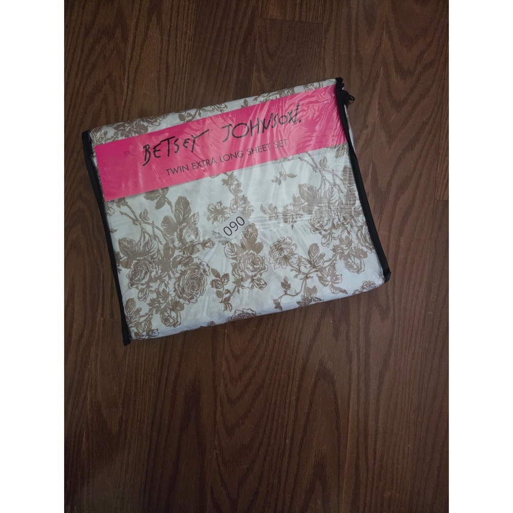 Betsey Johnson Twin XL Sheet Set Garden Toile White Tan Floral 3pc New